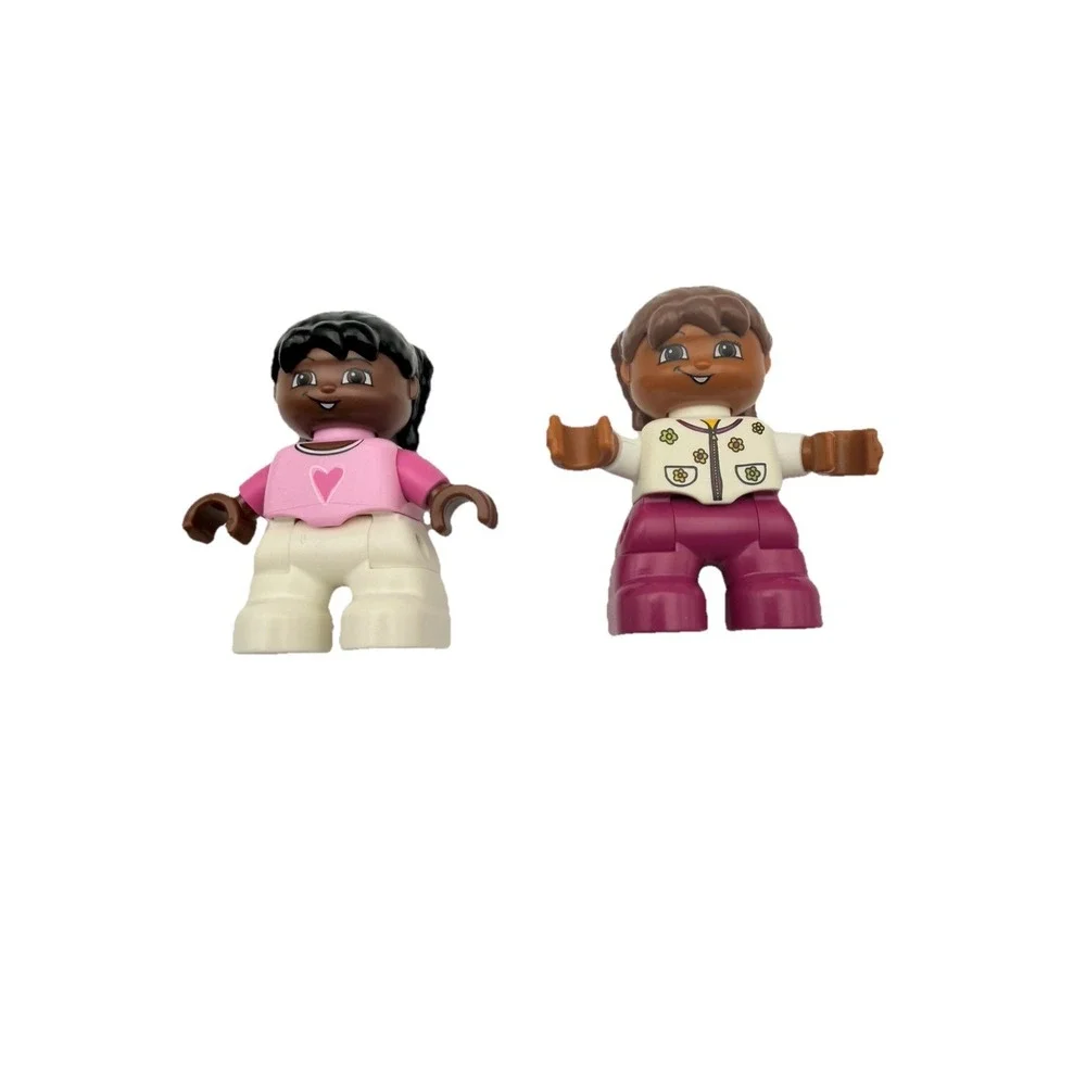 Lot Of 2 Lego Duplo‎ People Figures. Two Girls Brown Tan Flower Heart You Gift